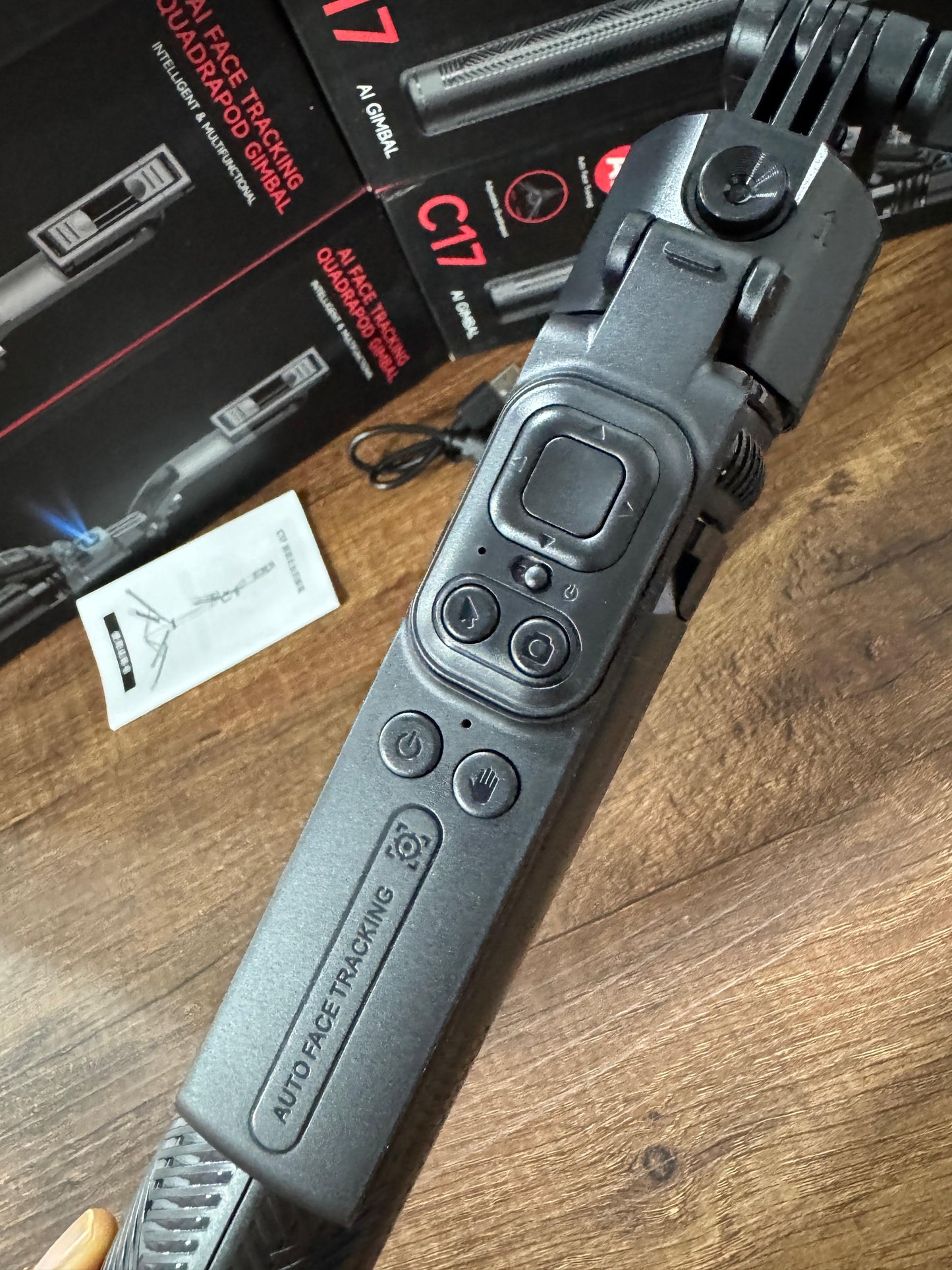 Palo de Selfie Inteligente AI con Seguimiento Facial y Trípode